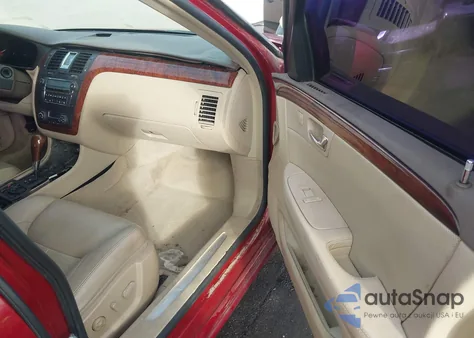 2006 Cadillac Dts Performance z USA, uszkodzony, nr VIN 1G6KD57956U230233